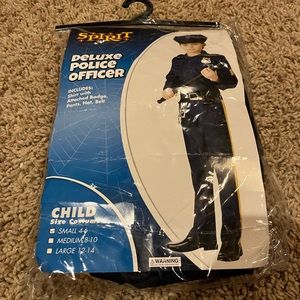 Boys police costume size 4-6